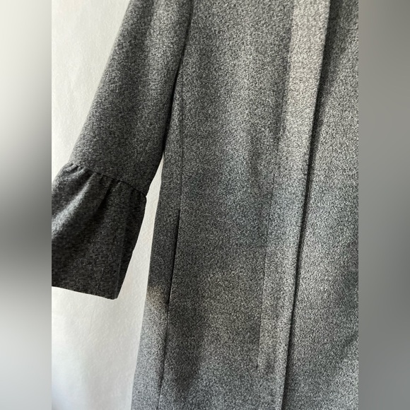 H&M Size 6 Gray with White Speckle Zipper Jacket with Bell Sleeves - Picture 4 of 8